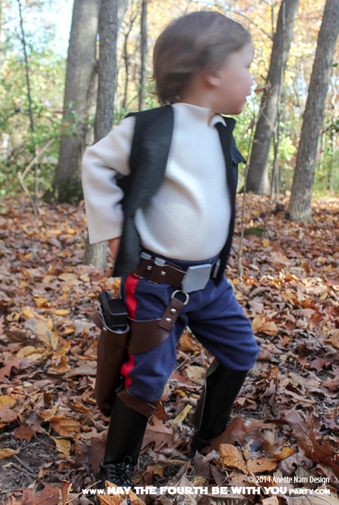 DIY Han Solo Costume. Check out all our other Star Wars costumes on our blog! #hansolo #holster #starwars #starwarsparty #maythefourthbewithyou #starwarsbirthday #starwarscostume #halloweencostume #cosplay maythefourthbewithyoupartyblog.com
