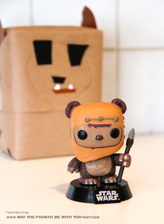 Ewok Wrapping and Paper Crafts (with Bobblehead) /// Check out our blog for lots of Star Wars Party crafts and ideas /// #starwars #starwarsparty #maythefourthbewithyou #starwarsbirthday #ewok #papercraft maythefourthbewithyoupartyblog.com