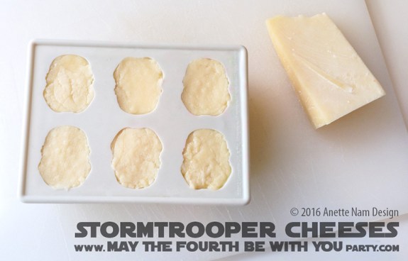Star Wars Food: Stormtrooper Cheese Helmets (from silicone mold) and Death Star plate / Check out blog for lots of Star Wars Party food recipes and downloadable labels! Great for Birthday Party or a May the Fourth be with you Party. / #starwars #starwarsparty #maythefourthbewithyou #starwarsbirthday #starwarsfood #foodart #stormtrooper #finn #theforceawakens #clonewars #rougeone #parmesan #gouda #cheese #traderjoes #siliconemold #siliconetray #Kotobukiya / maythefourthbewithyoupartyblog.com