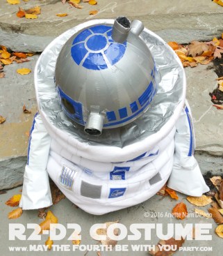 R2-D2 Costume and Cosplay / Check out lots more Star Wars Halloween costumes and cosplay ideas on our blog / #starwars #halloween #maythefourthbewithyou #maythe4thbewithyou #costume #ducttape #cosplay #diy #pattern #sewing #theforceawakens #r2d2 #droid #geek #nerd #fleece / maythefourthbewithyoupartyblog.com