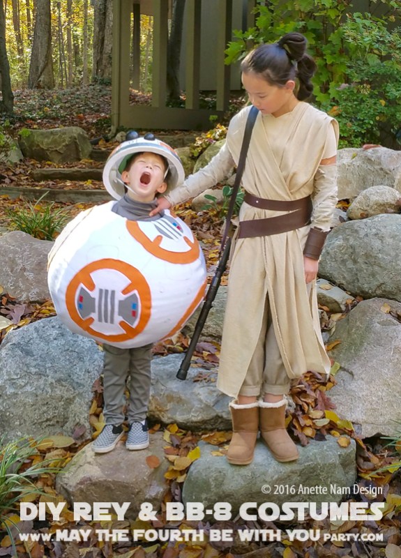 DIY Rey and BB-8 Costume and Cosplay / Check out lots more Star Wars Halloween costumes and cosplay ideas on our blog / #starwars #halloween #maythefourthbewithyou #maythe4thbewithyou #costume #cosplay #diy #pattern #sewing #rey #bb8 #geek #nerd #theforceawakens/ maythefourthbewithyoupartyblog.com